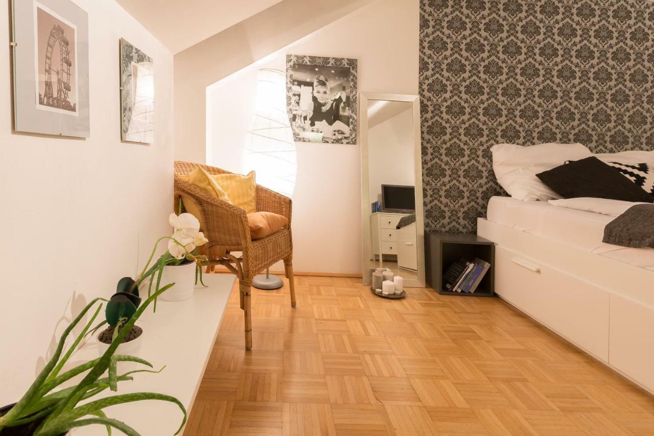 Studio Vienna Central Station Екстериор снимка